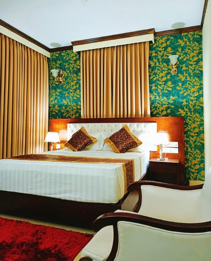 Hotel Crystal Rose - Sylhet Bagian luar foto