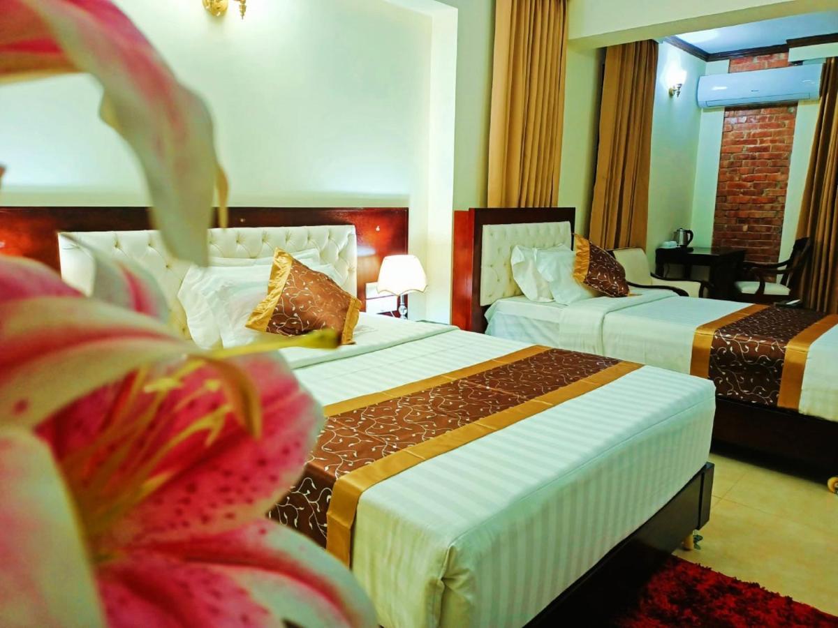 Hotel Crystal Rose - Sylhet Bagian luar foto