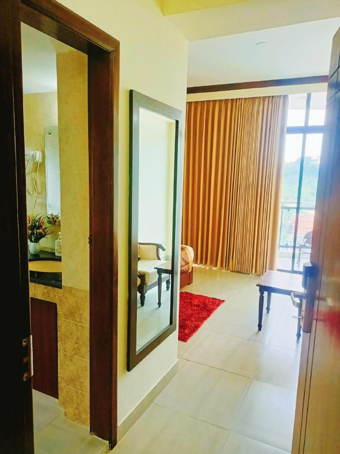 Hotel Crystal Rose - Sylhet Bagian luar foto